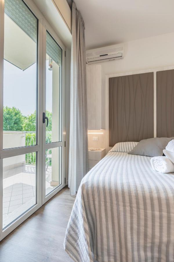 Hotel Loretta & Dependance Cervia Kültér fotó